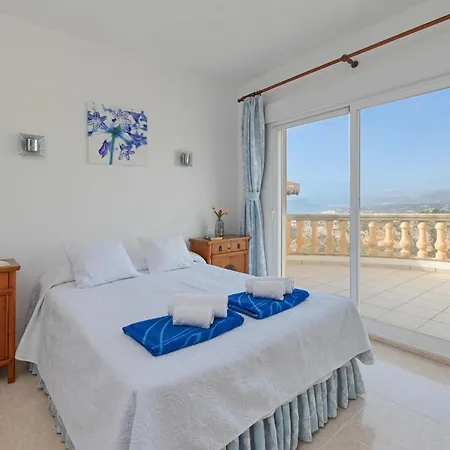 Villa Bougainvillea *
